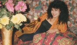 Gặp diễn viên dám đóng cảnh 'nóng' đầu tiên ở Việt Nam